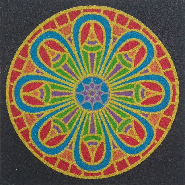 Mandala homokkép csomag, vibrantly colored intricate design using colorful sand on A4 template.